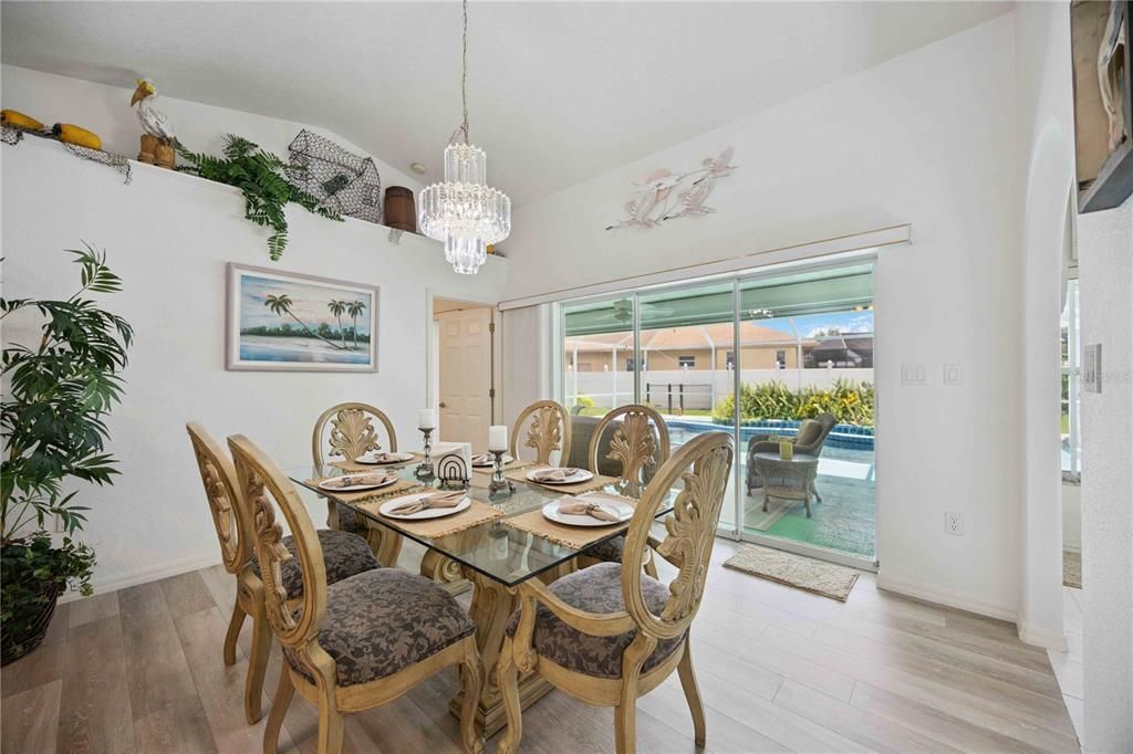 В аренду: $4,000 (3 спален, 2 ванн, 2108 Квадратных фут)