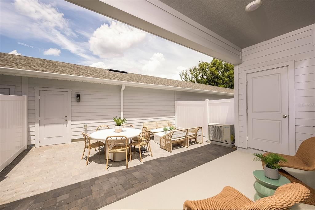 待售: $447,250 (3 贝兹, 2 浴室, 1711 平方英尺)