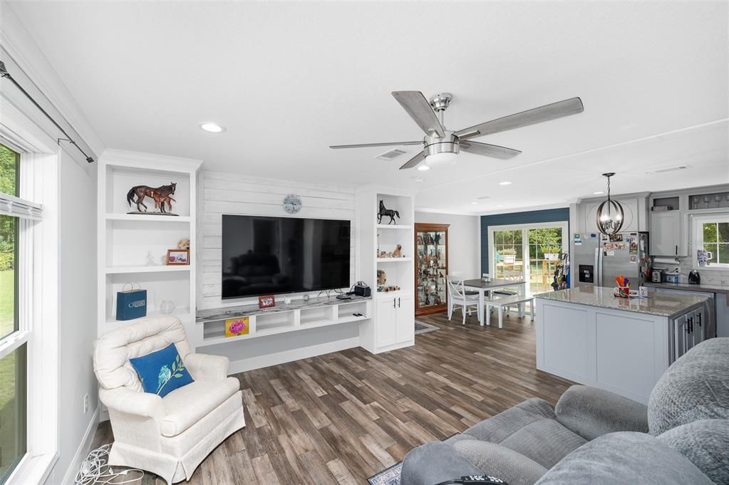 待售: $549,000 (3 贝兹, 2 浴室, 1456 平方英尺)