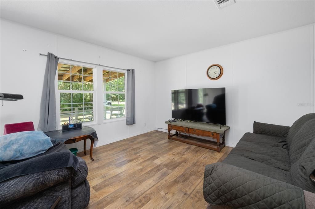 待售: $549,000 (3 贝兹, 2 浴室, 1456 平方英尺)