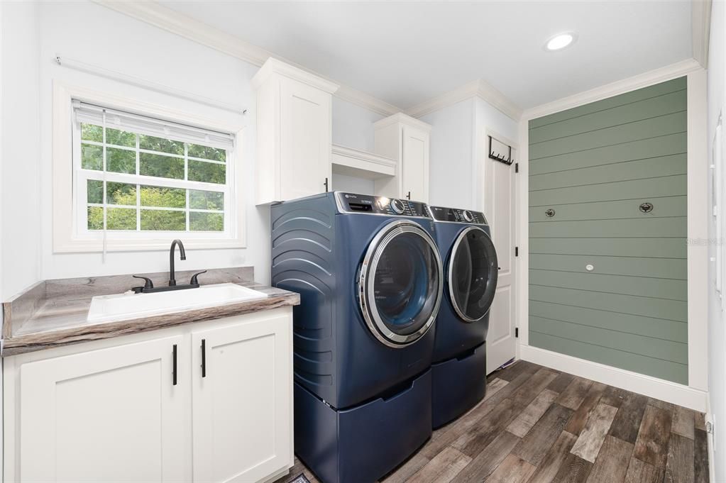 待售: $549,000 (3 贝兹, 2 浴室, 1456 平方英尺)