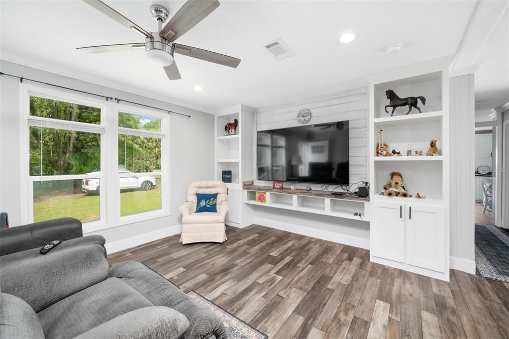 待售: $549,000 (3 贝兹, 2 浴室, 1456 平方英尺)