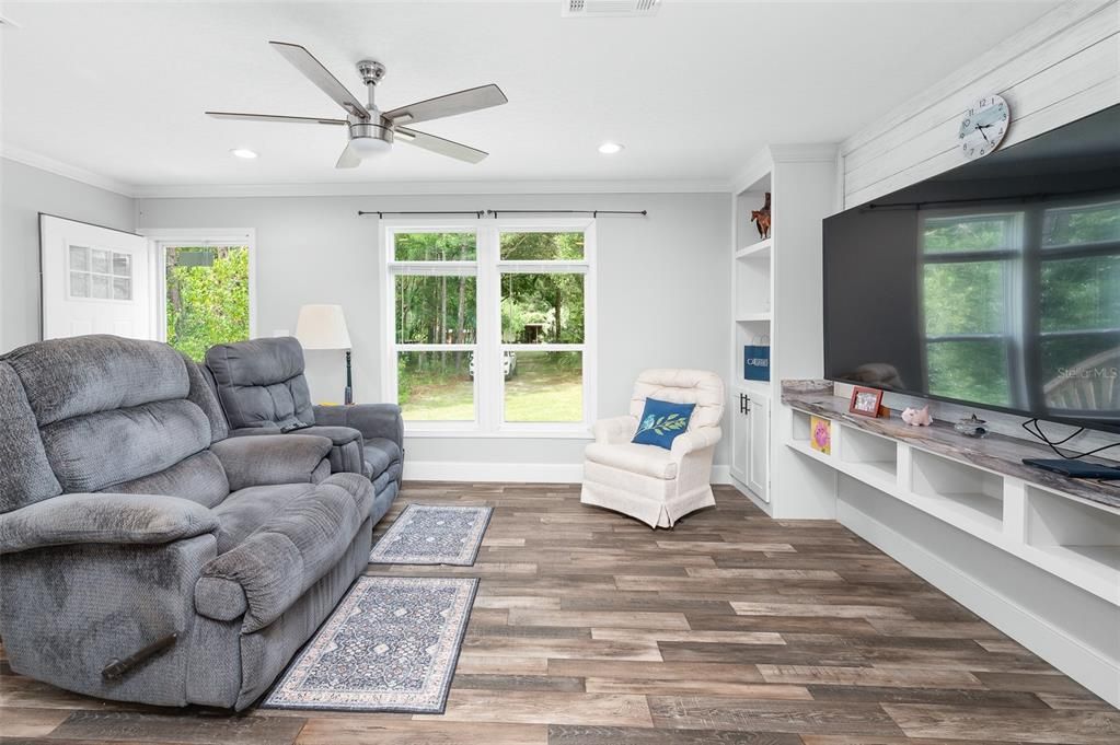 待售: $549,000 (3 贝兹, 2 浴室, 1456 平方英尺)