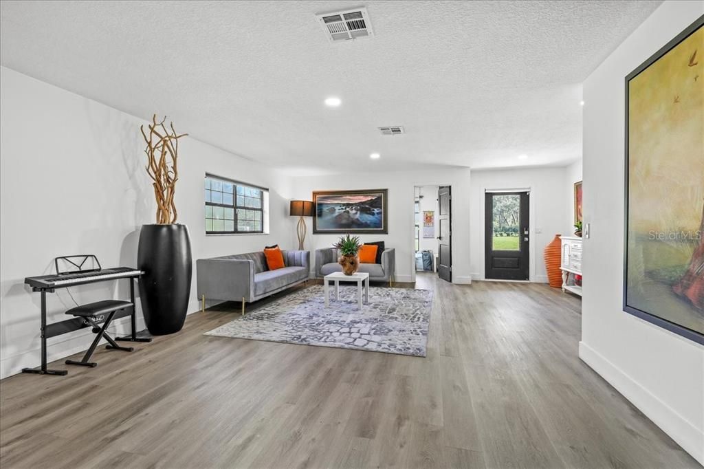 En Venta: $1,190,000 (5 camas, 4 baños, 4783 Pies cuadrados)