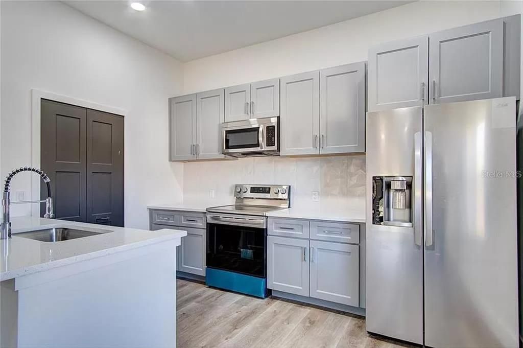 En Venta: $1,190,000 (5 camas, 4 baños, 4783 Pies cuadrados)