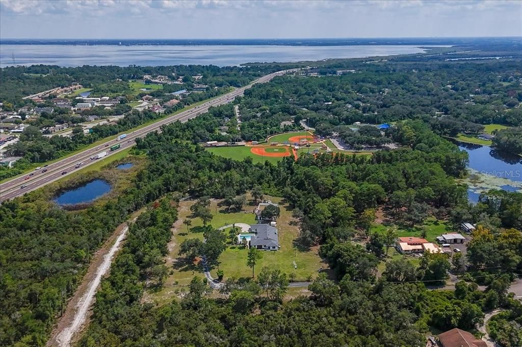 En Venta: $1,190,000 (5 camas, 4 baños, 4783 Pies cuadrados)