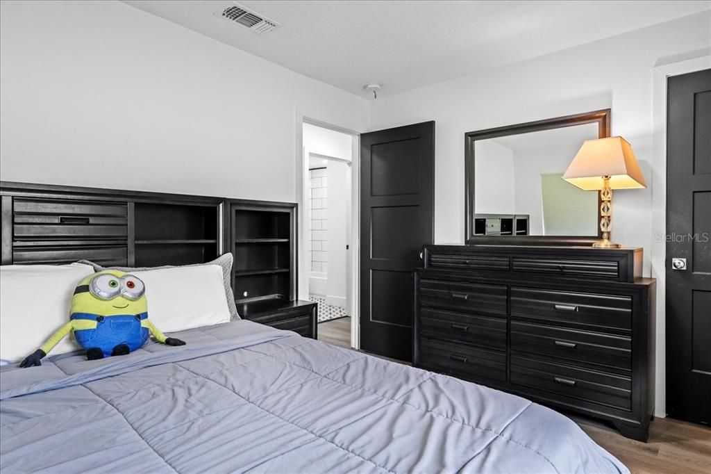 En Venta: $1,190,000 (5 camas, 4 baños, 4783 Pies cuadrados)