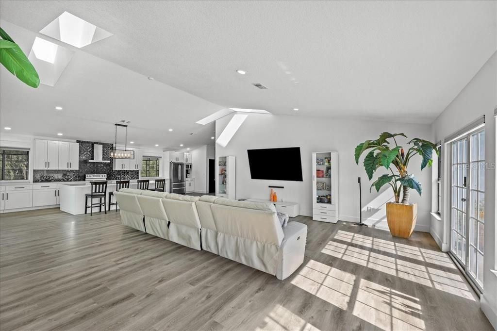 En Venta: $1,190,000 (5 camas, 4 baños, 4783 Pies cuadrados)