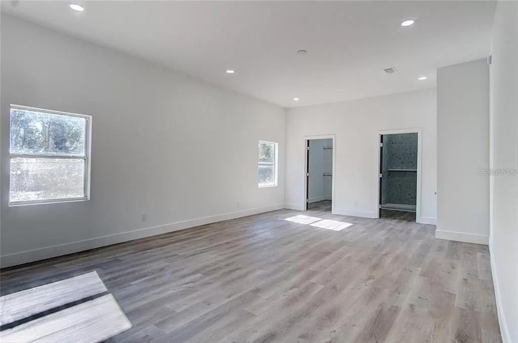 En Venta: $1,190,000 (5 camas, 4 baños, 4783 Pies cuadrados)