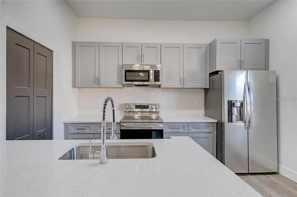 En Venta: $1,190,000 (5 camas, 4 baños, 4783 Pies cuadrados)