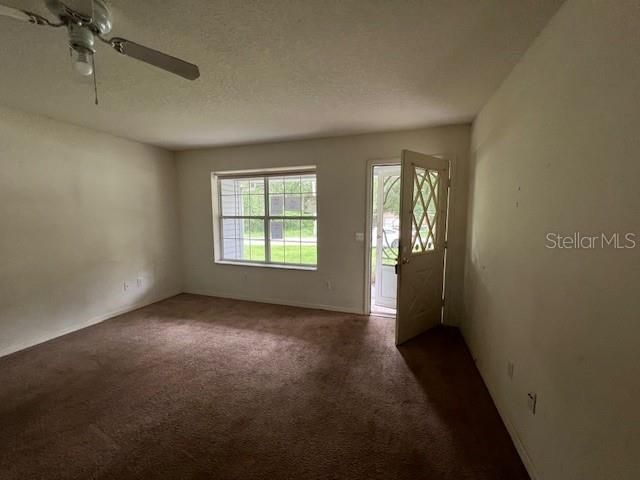 Activo con contrato: $159,000 (2 camas, 2 baños, 1180 Pies cuadrados)