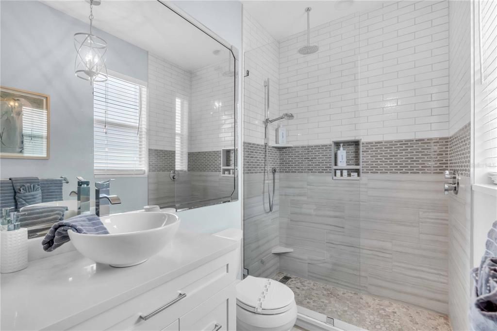 For Rent: $6,500 (3 beds, 3 baths, 2266 Square Feet)