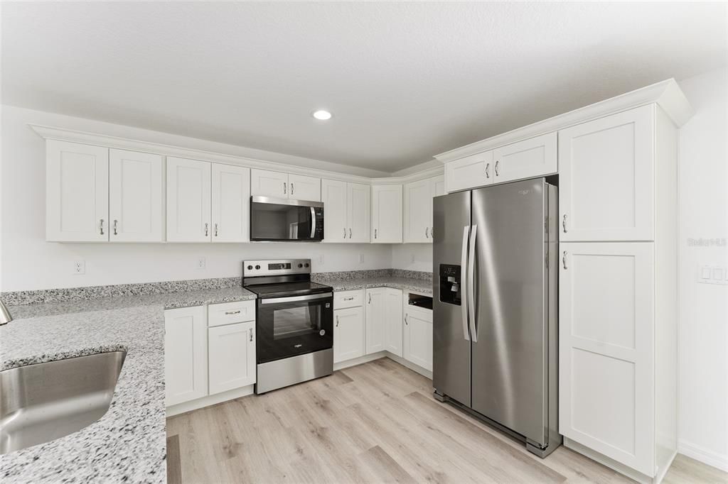 En Venta: $248,900 (3 camas, 2 baños, 1251 Pies cuadrados)