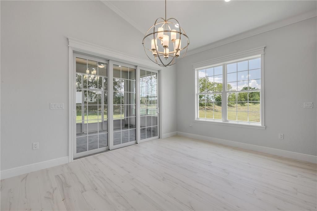 Под контрактом: $475,000 (3 спален, 2 ванн, 1900 Квадратных фут)