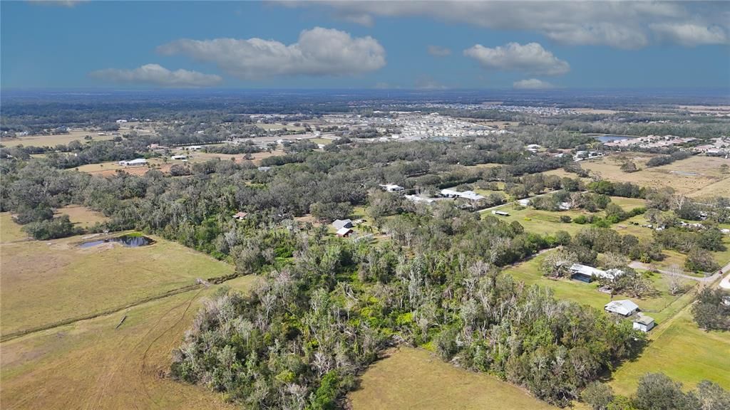 На продажу: $3,700,777 (2 спален, 1 ванн, 1218 Квадратных фут)