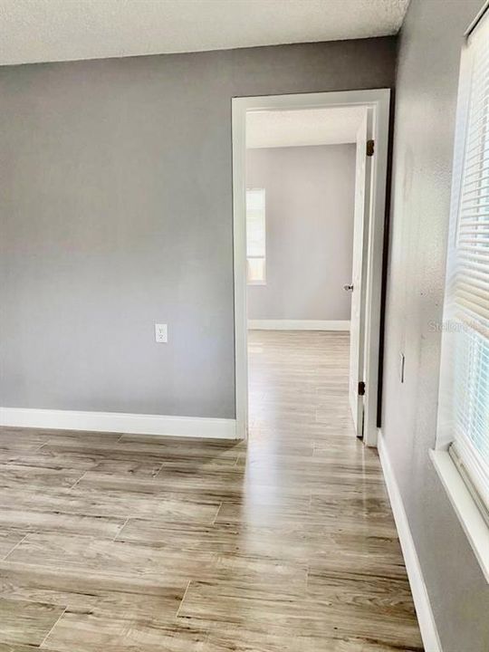 На продажу: $313,900 (4 спален, 0 ванн, 1488 Квадратных фут)