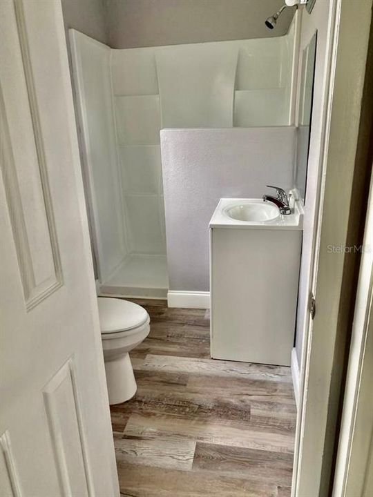 На продажу: $313,900 (4 спален, 0 ванн, 1488 Квадратных фут)