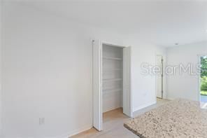 合同活跃: $235,000 (3 贝兹, 2 浴室, 1322 平方英尺)