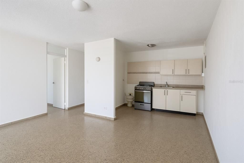 На продажу: $375,000 (0 спален, 0 ванн, 3500 Квадратных фут)