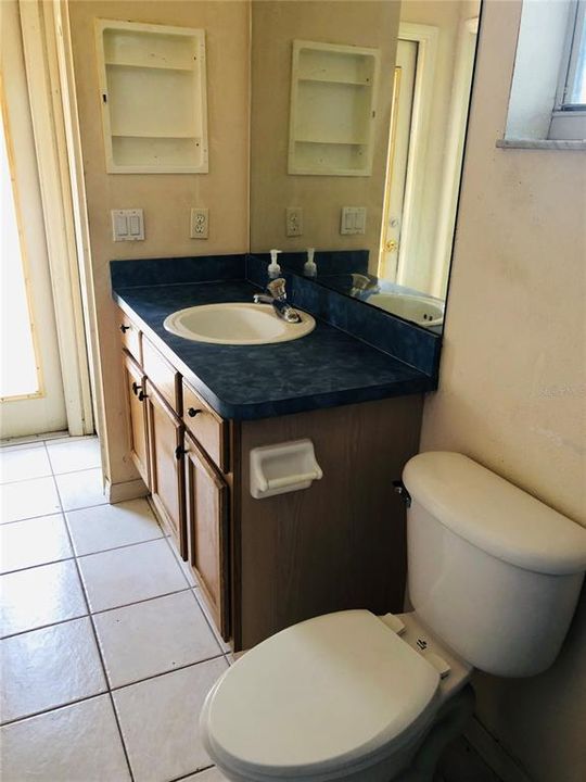 Active With Contract: $399,000 (3 beds, 3 baths, 2526 Square Feet)