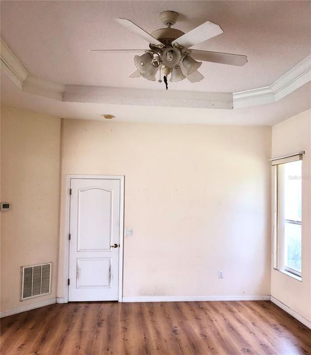 Active With Contract: $399,000 (3 beds, 3 baths, 2526 Square Feet)