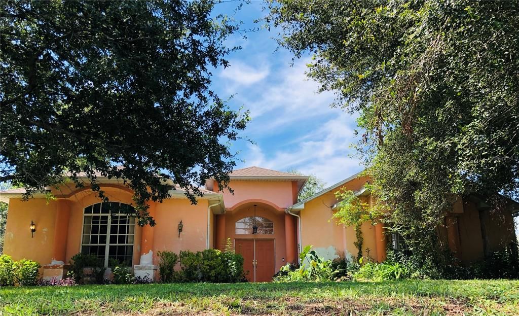 Active With Contract: $399,000 (3 beds, 3 baths, 2526 Square Feet)