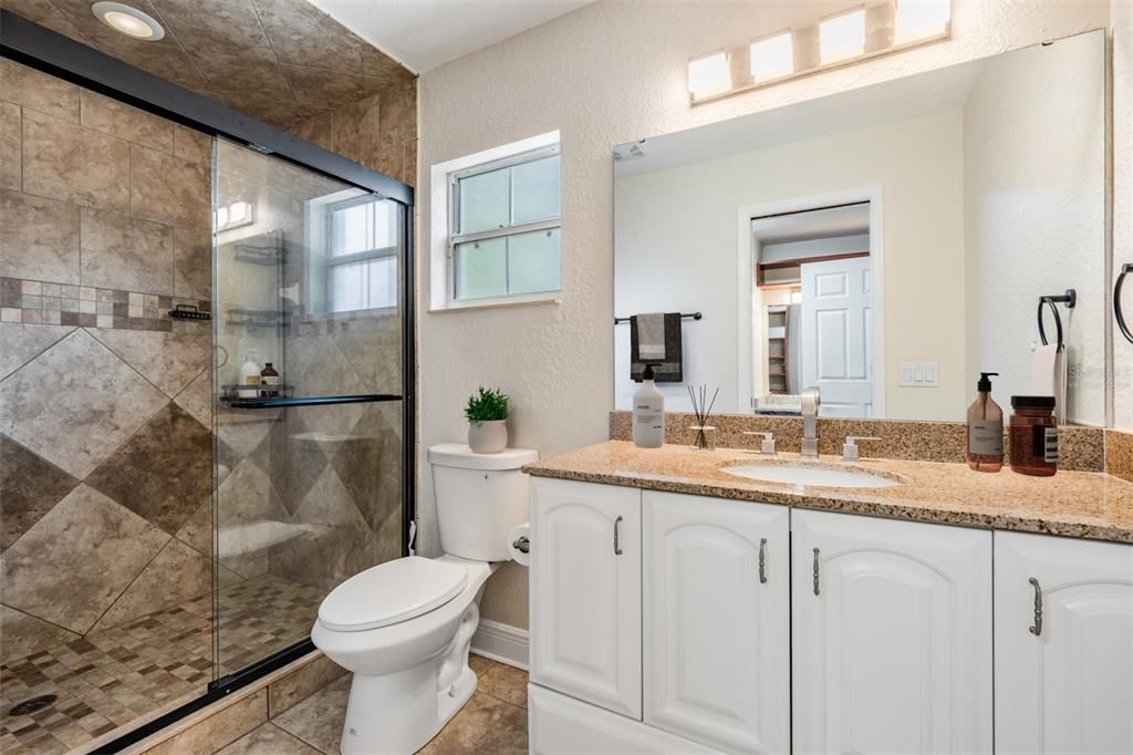 For Sale: $470,000 (4 beds, 2 baths, 2581 Square Feet)