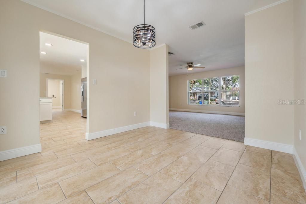 For Sale: $470,000 (4 beds, 2 baths, 2581 Square Feet)