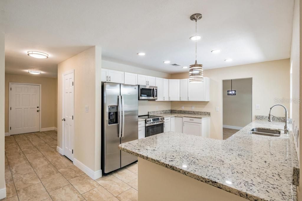 For Sale: $470,000 (4 beds, 2 baths, 2581 Square Feet)