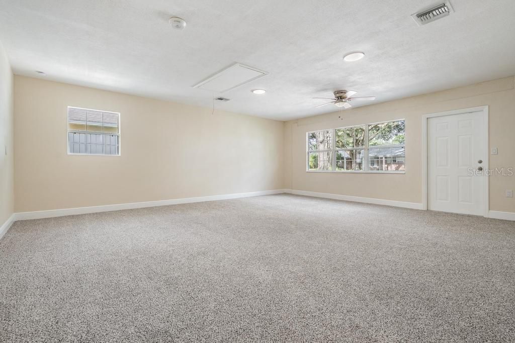 For Sale: $470,000 (4 beds, 2 baths, 2581 Square Feet)