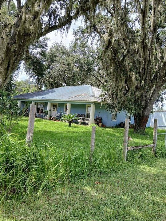 合同活跃: $599,000 (3 贝兹, 2 浴室, 2188 平方英尺)