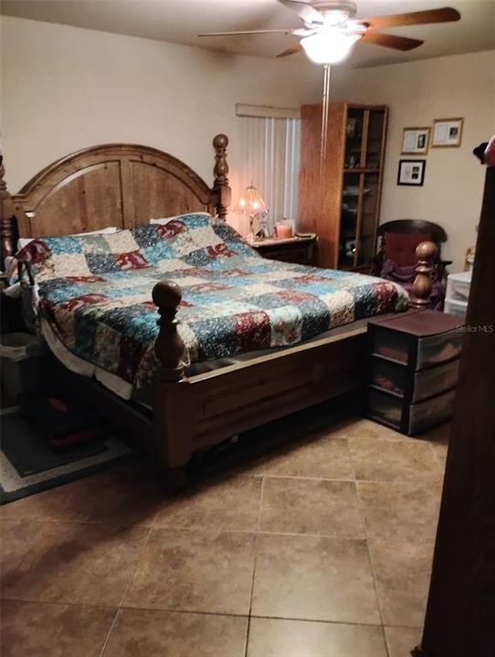 合同活跃: $599,000 (3 贝兹, 2 浴室, 2188 平方英尺)