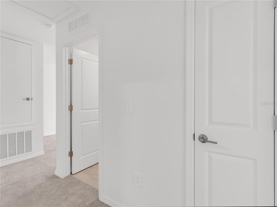 En Renta: $2,449 (4 camas, 2 baños, 1870 Pies cuadrados)