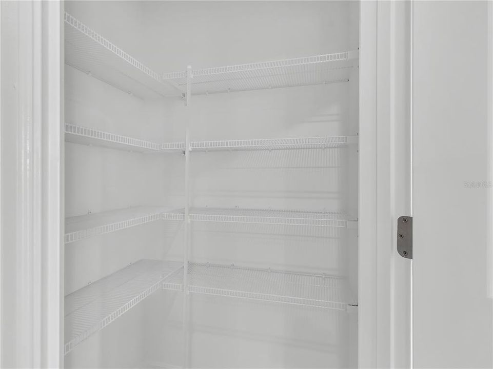 En Renta: $2,449 (4 camas, 2 baños, 1870 Pies cuadrados)