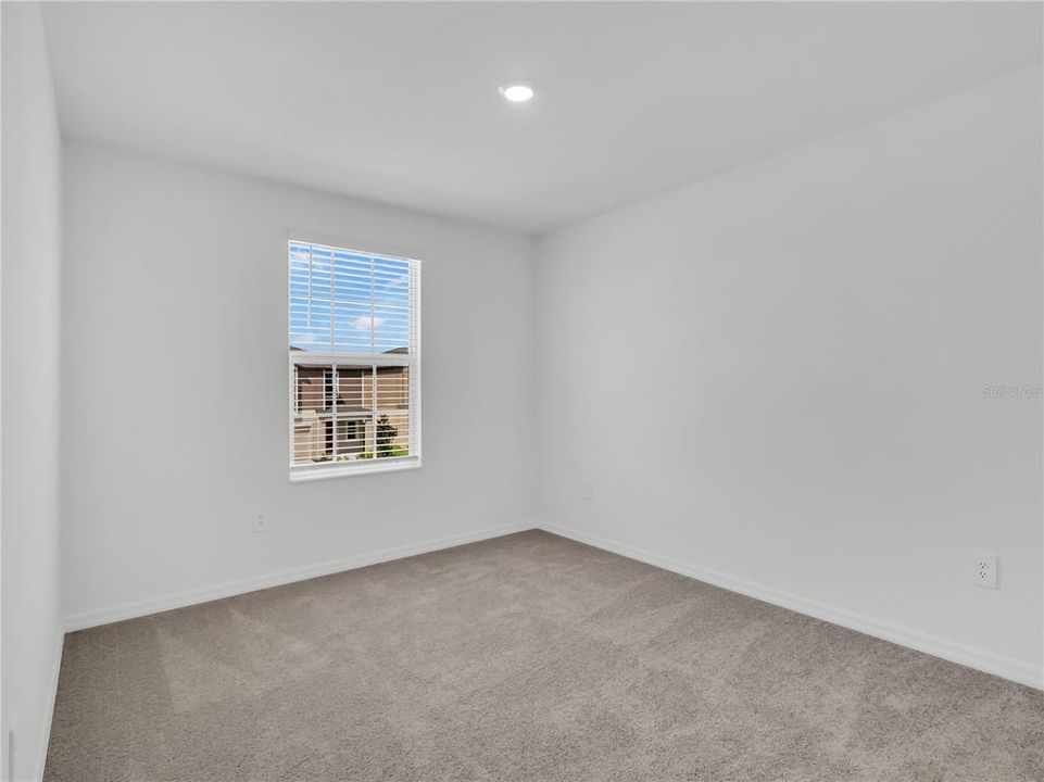 En Renta: $2,449 (4 camas, 2 baños, 1870 Pies cuadrados)