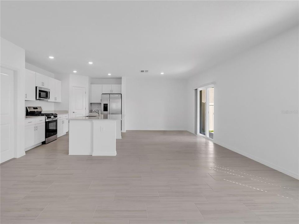 En Renta: $2,449 (4 camas, 2 baños, 1870 Pies cuadrados)