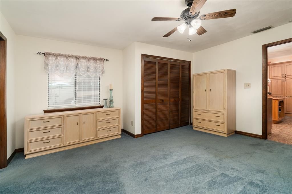 Active With Contract: $649,000 (4 beds, 2 baths, 2331 Square Feet)