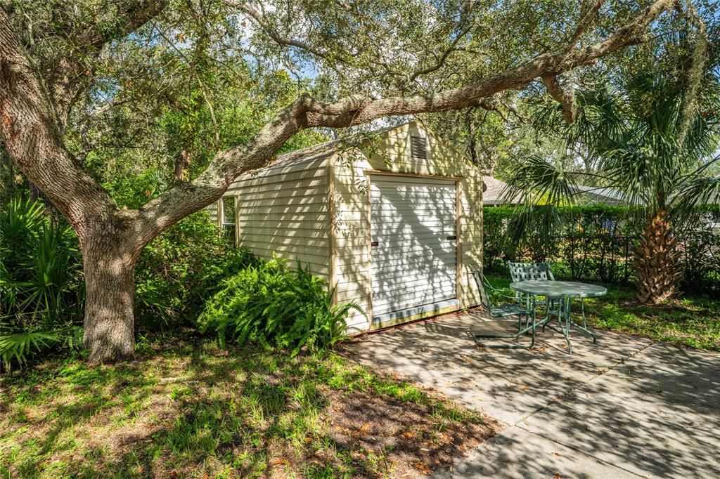 Active With Contract: $649,000 (4 beds, 2 baths, 2331 Square Feet)