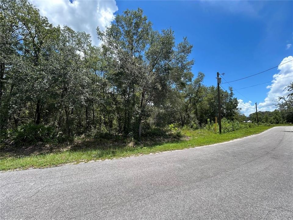 Под контрактом: $19,000 (0.23 acres)