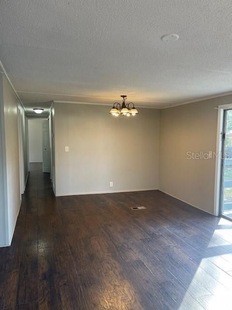 For Sale: $199,950 (4 beds, 2 baths, 1344 Square Feet)