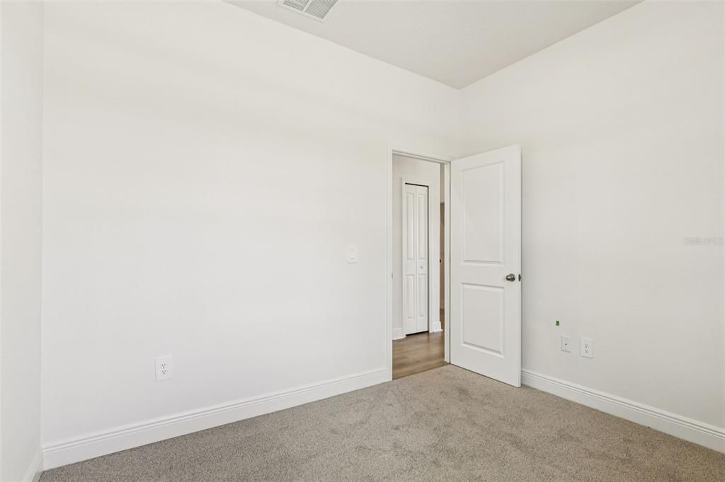 For Sale: $450,020 (3 beds, 2 baths, 1483 Square Feet)