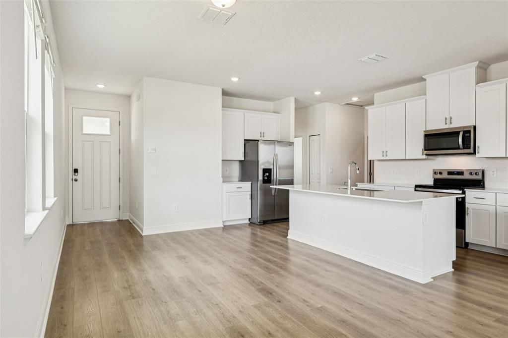 For Sale: $450,020 (3 beds, 2 baths, 1483 Square Feet)