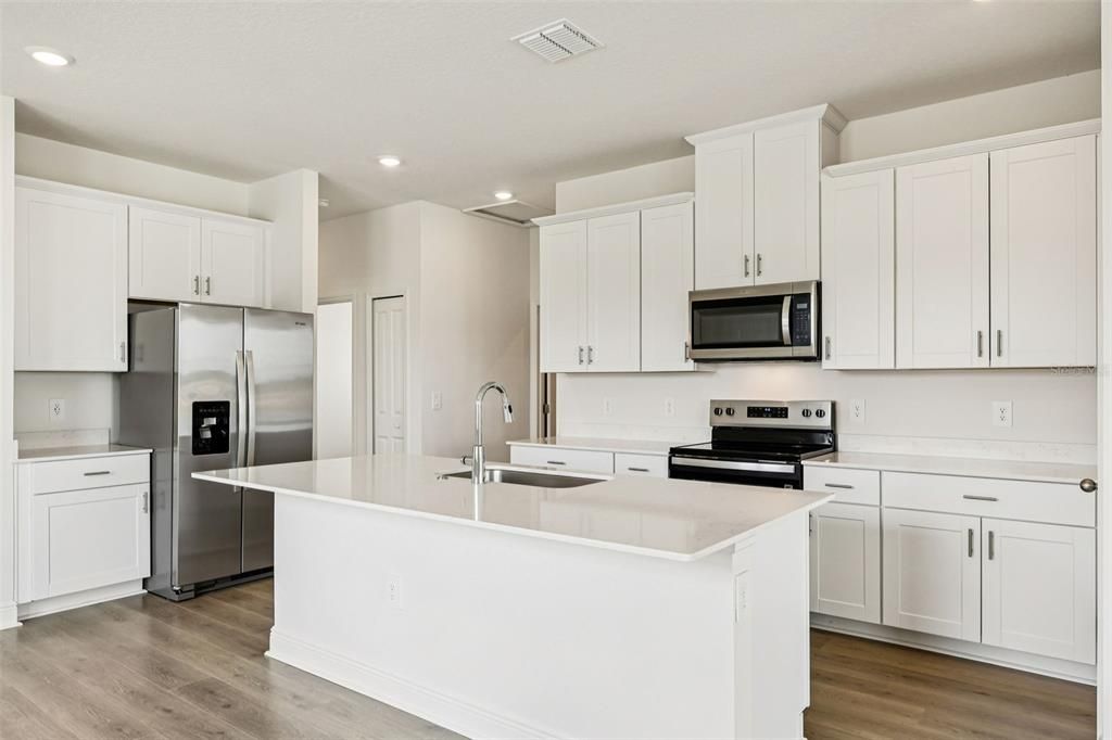 For Sale: $450,020 (3 beds, 2 baths, 1483 Square Feet)