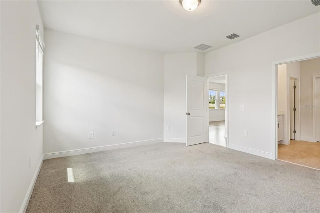 For Sale: $450,020 (3 beds, 2 baths, 1483 Square Feet)