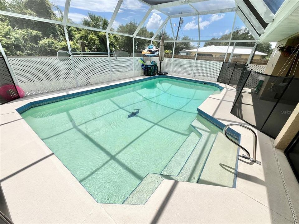 En Venta: $465,000 (3 camas, 2 baños, 2552 Pies cuadrados)