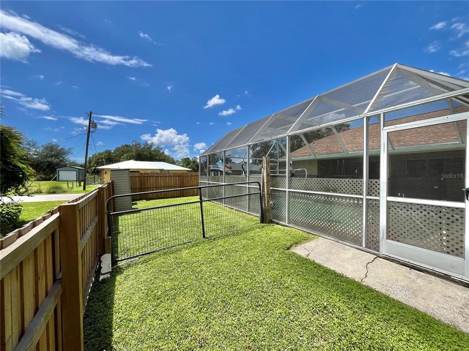 En Venta: $465,000 (3 camas, 2 baños, 2552 Pies cuadrados)