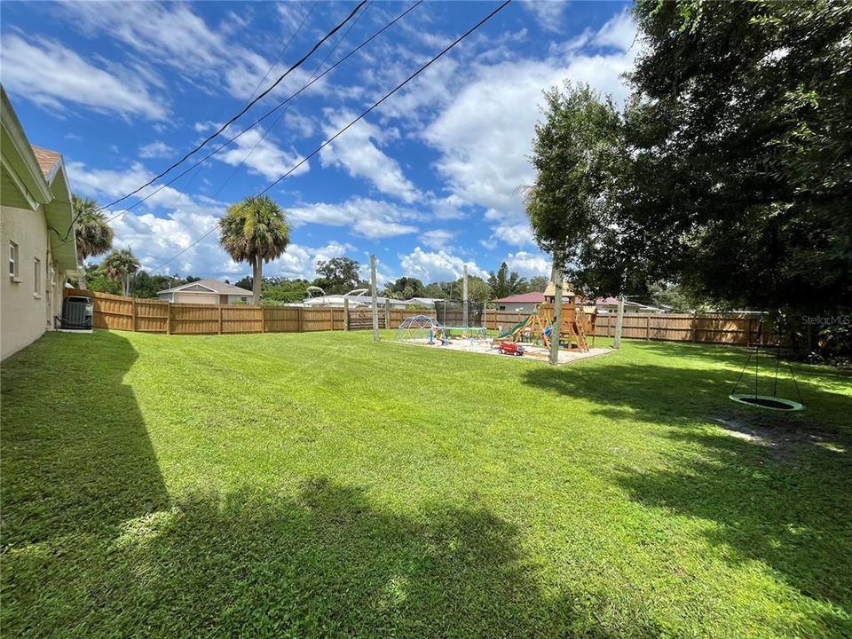 En Venta: $465,000 (3 camas, 2 baños, 2552 Pies cuadrados)