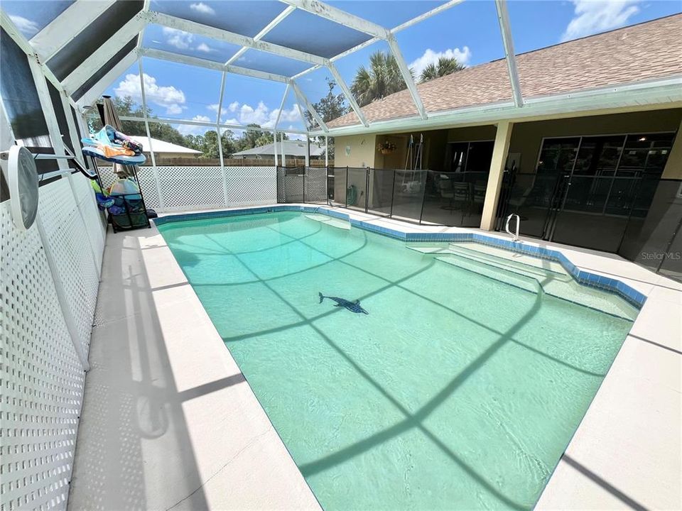 En Venta: $465,000 (3 camas, 2 baños, 2552 Pies cuadrados)