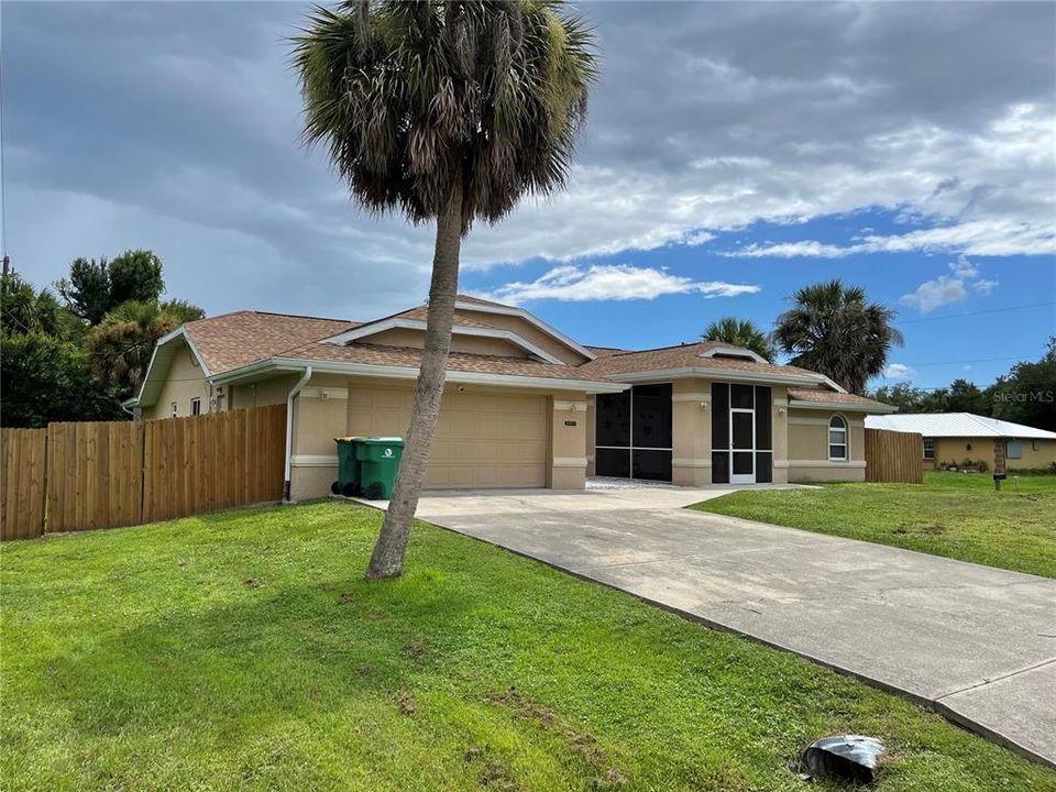 En Venta: $465,000 (3 camas, 2 baños, 2552 Pies cuadrados)