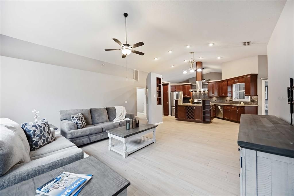 For Sale: $570,000 (3 beds, 2 baths, 2320 Square Feet)